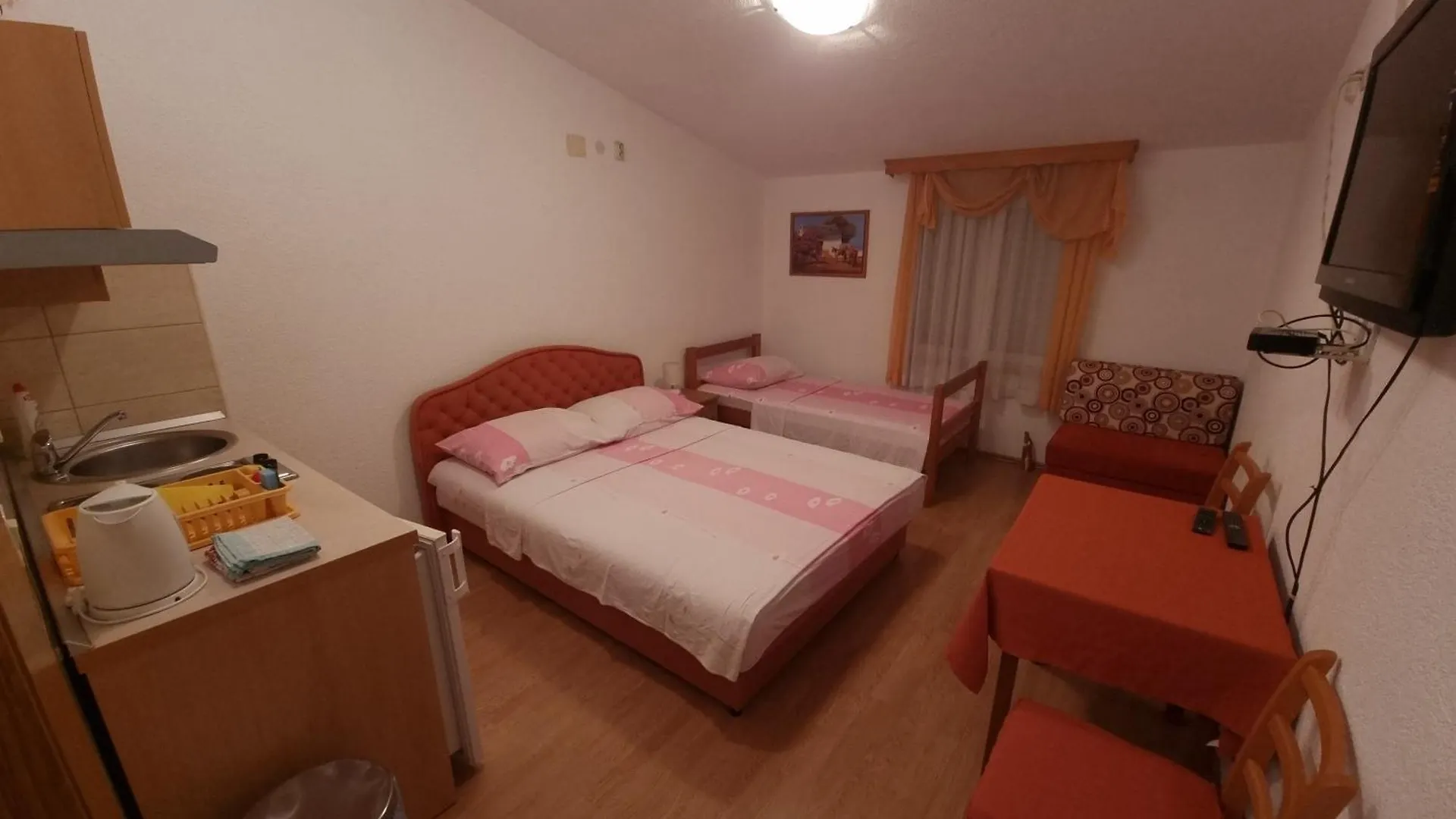 Apartments Cipetic Kaštela