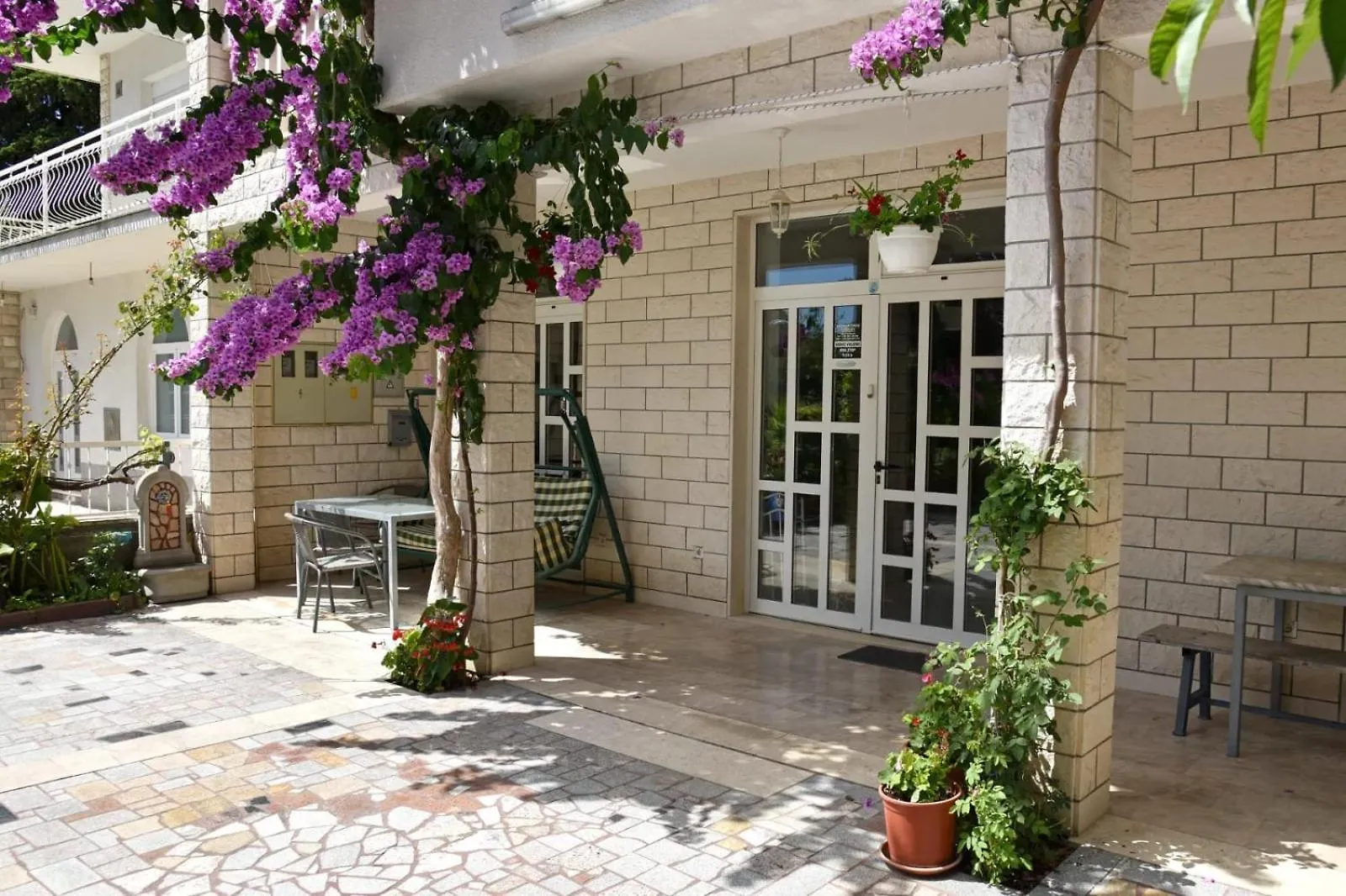 Apartments Cipetic Kastela