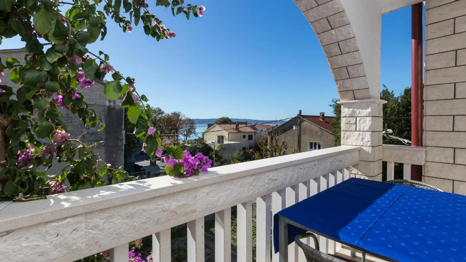 Apartments Cipetic Kastela 0*,  Hırvatistan